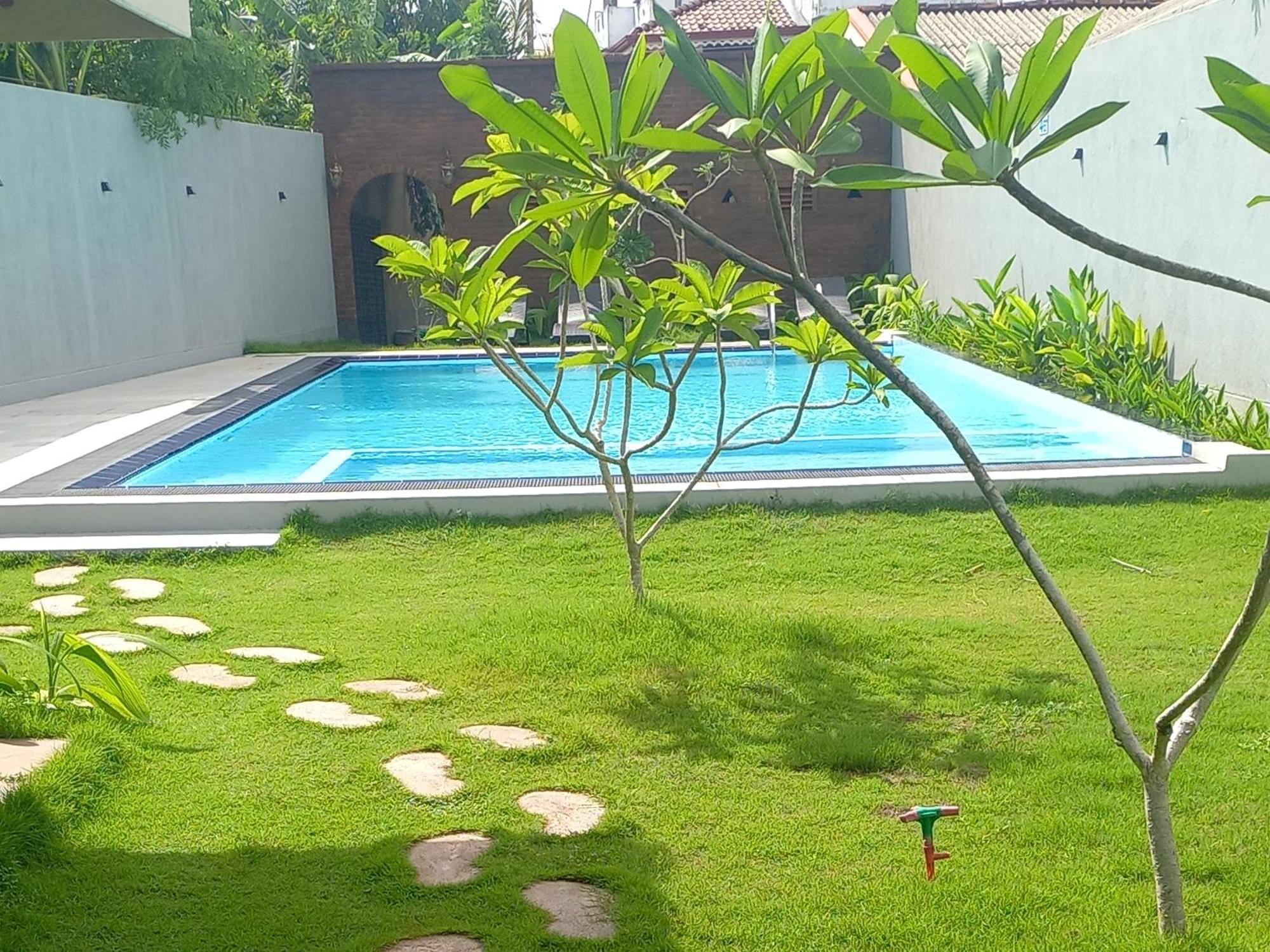 Ocean View Tourist Guest House At Negombo Beach Near The Airport ภายนอก รูปภาพ