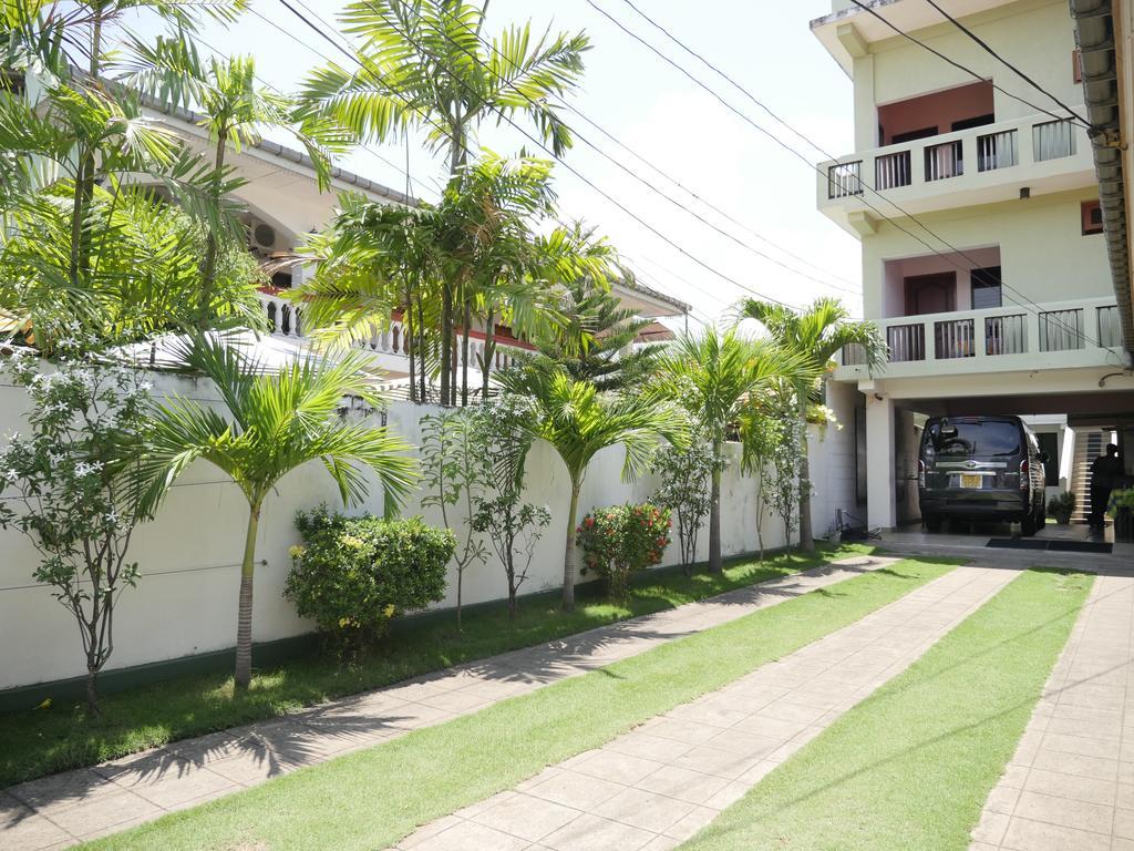 Ocean View Tourist Guest House At Negombo Beach Near The Airport ภายนอก รูปภาพ